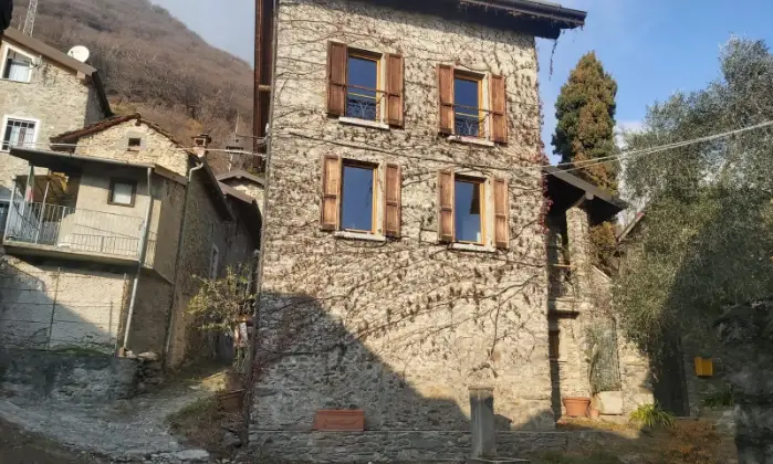 Rexer-Vercana-Casa-indipendente-con-vista-lago-Altro