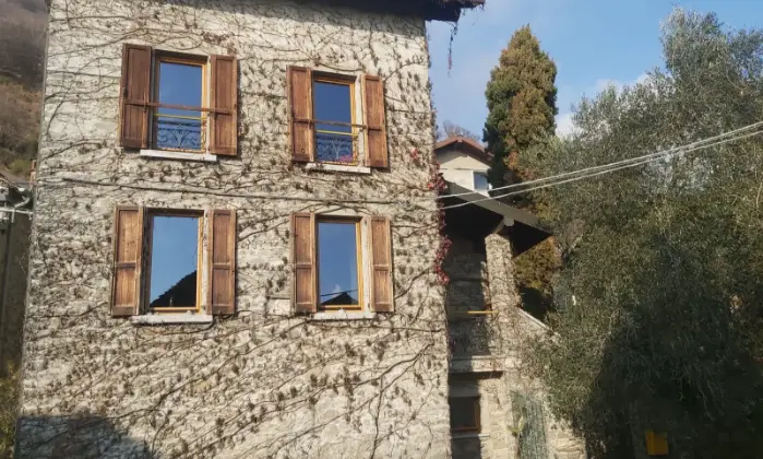 Rexer-Vercana-Casa-indipendente-con-vista-lago-Altro