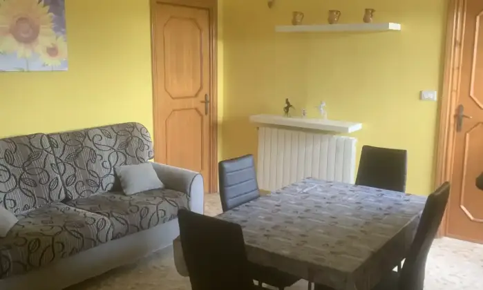 Rexer-San-Vito-dei-Normanni-Villa-indipendente-Sala-da-pranzo