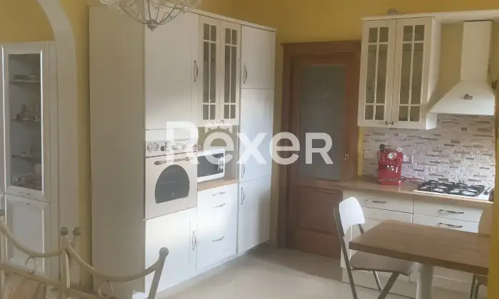 Rexer-San-Vito-dei-Normanni-Villa-indipendente-Cucina