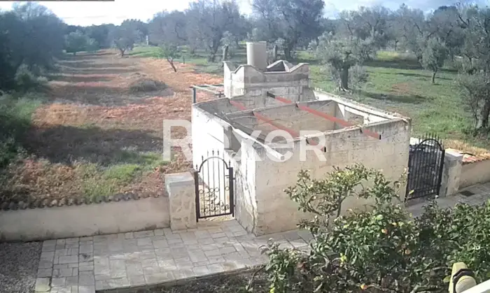 Rexer-San-Vito-dei-Normanni-Villa-indipendente-Fabbricato-rurale