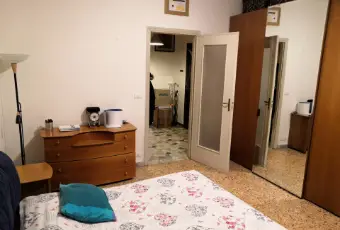 Rexer-Moncalieri-Appartamento-mq-Luminoso-e-Spazioso-CameraDaLetto