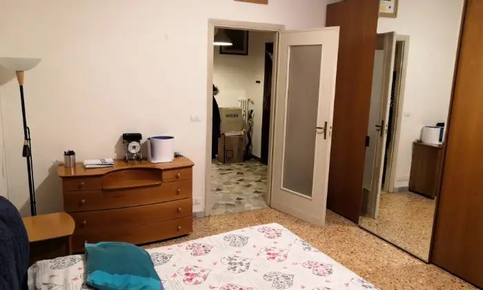 Rexer-Moncalieri-Appartamento-mq-Luminoso-e-Spazioso-CameraDaLetto