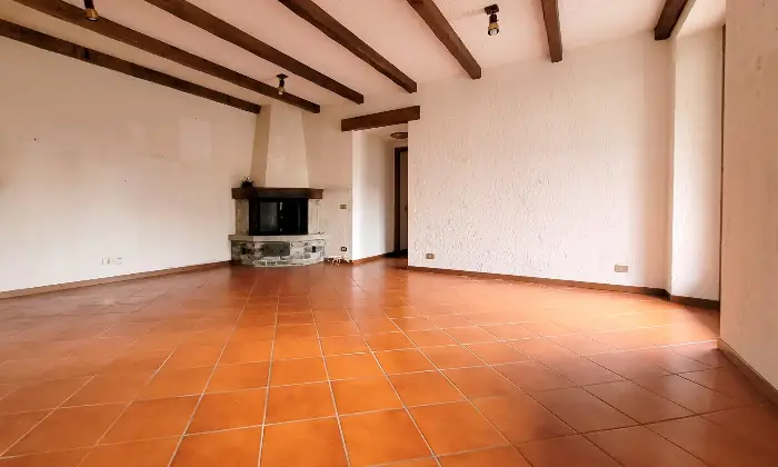 Rexer-Sormano-Appartamento-con-Vista-Panoramica-Altro