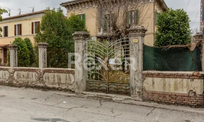 Rexer-Fabriano-VILLA-IN-STILE-LIBERTY-CON-PARCO-Fabriano-Ancona-Marche-Altro