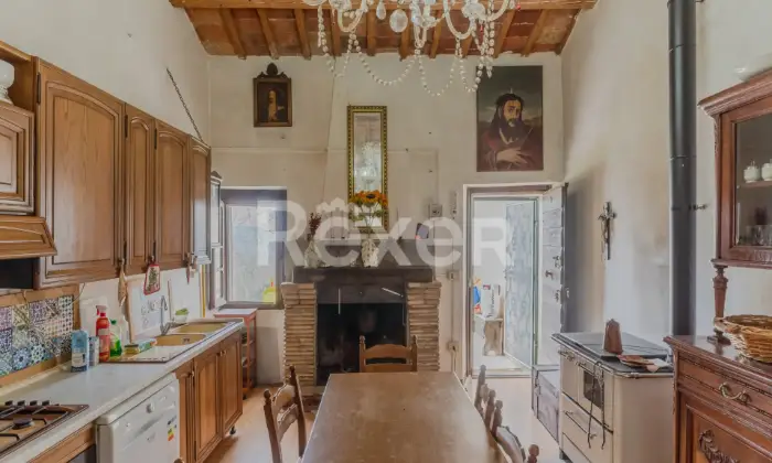 Rexer-Citt-di-Castello-CASALE-IN-VENDITA-A-CITTA-DI-CASTELLO-SUD-Altro