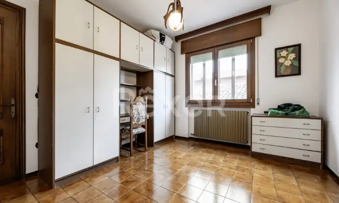 Rexer-SOLESINO-Casa-semi-indipendente-libera-su-tre-lati-Altro