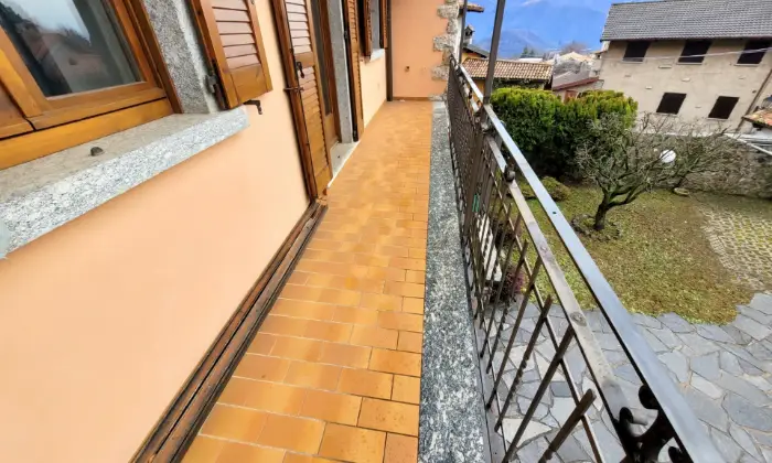 Rexer-Sormano-Appartamento-con-Vista-Panoramica-Altro