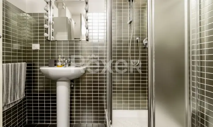 Rexer-TORINO-Loft-di-recente-costruzione-con-giardino-privato-Altro