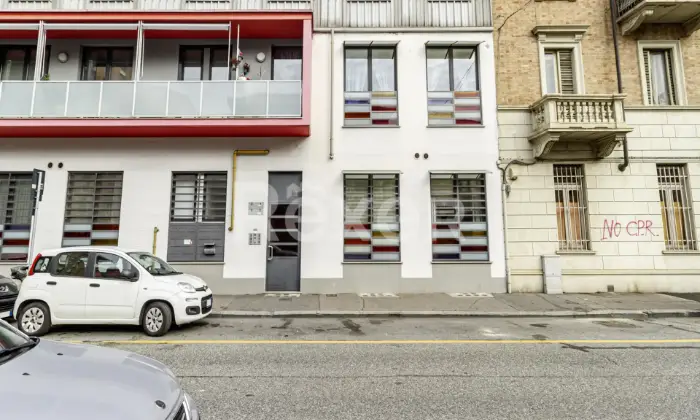 Rexer-TORINO-Loft-di-recente-costruzione-con-giardino-privato-Altro