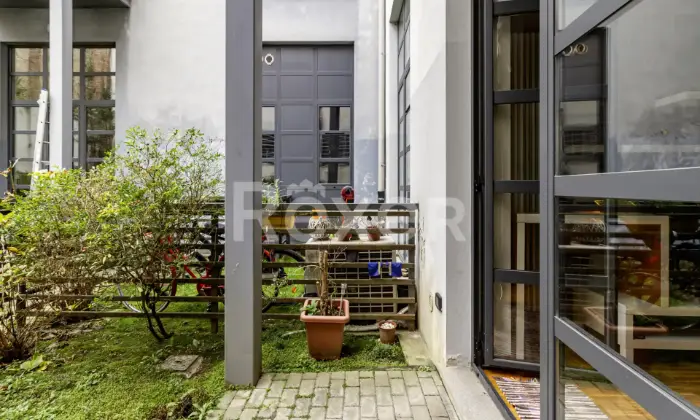 Rexer-TORINO-Loft-di-recente-costruzione-con-giardino-privato-Altro