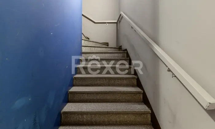 Rexer-TORINO-Loft-di-recente-costruzione-con-giardino-privato-Altro