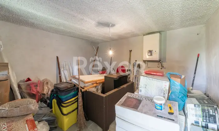 Rexer-VERRAYES-Piccola-casetta-soleggiata-semiindipendente-su-pi-livelli-con-giardino-Altro
