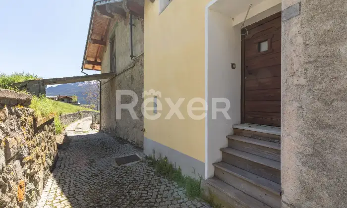 Rexer-VERRAYES-Piccola-casetta-soleggiata-semiindipendente-su-pi-livelli-con-giardino-Altro