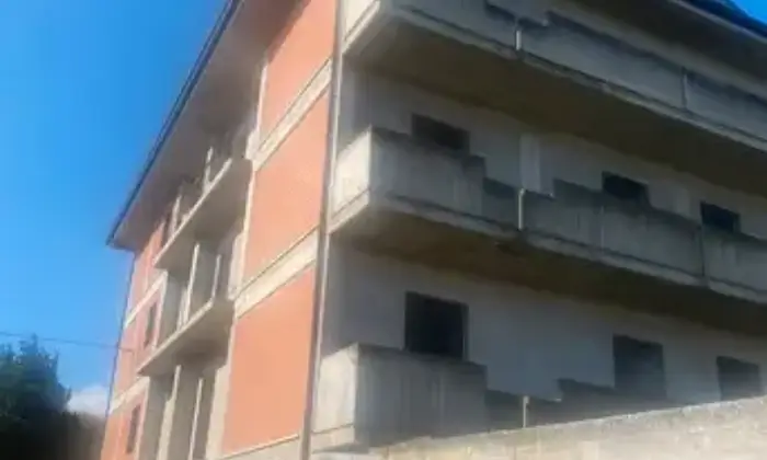 Rexer-Falerone-Vendesi-intero-edificio-in-Via-Pozzo-a-Falerone-Altro