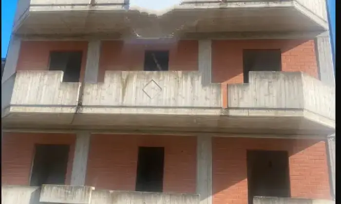 Rexer-Falerone-Vendesi-intero-edificio-in-Via-Pozzo-a-Falerone-Altro