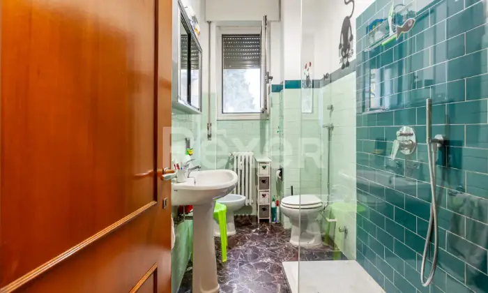 Rexer-Milano-Quattro-locali-con-doppi-servizi-Altro
