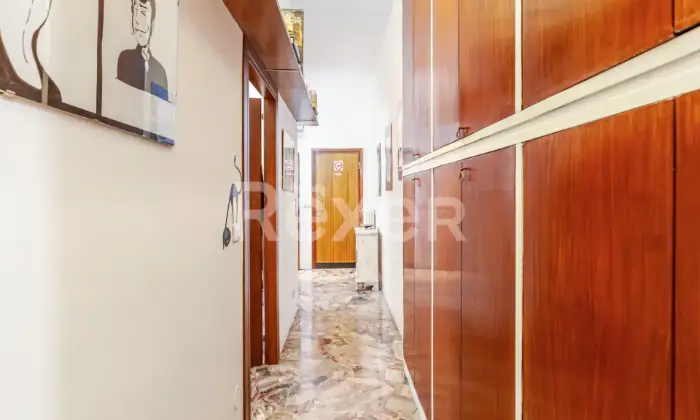 Rexer-Milano-Quattro-locali-con-doppi-servizi-Altro