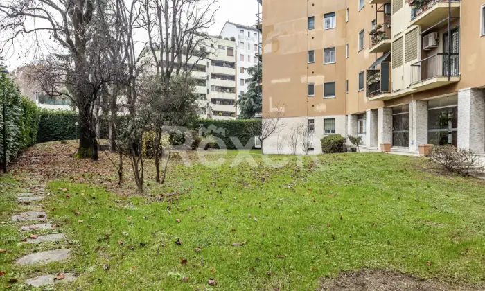 Rexer-Milano-Quattro-locali-con-doppi-servizi-Altro