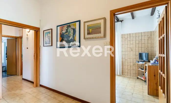 Rexer-Bologna-Bolognina-appartamento-con-balcone-e-cantina-Altro