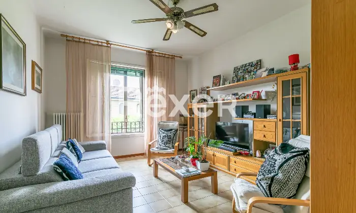 Rexer-Bologna-Bolognina-appartamento-con-balcone-e-cantina-Altro