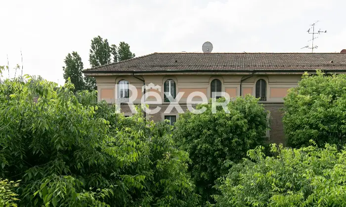 Rexer-Bologna-Bolognina-appartamento-con-balcone-e-cantina-Altro