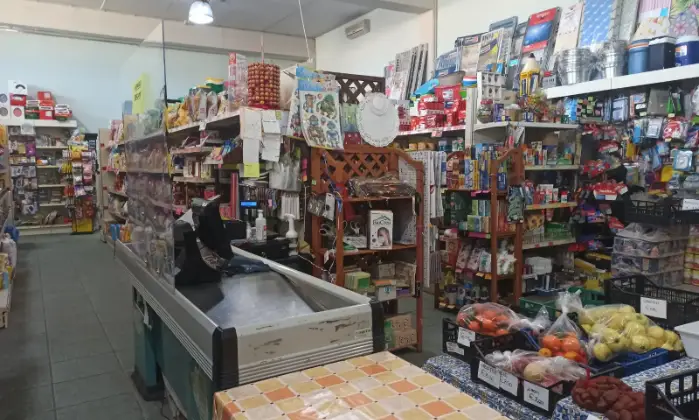 Rexer-Sonnino-Negozio-a-Sonnino-Scalo-Ingresso