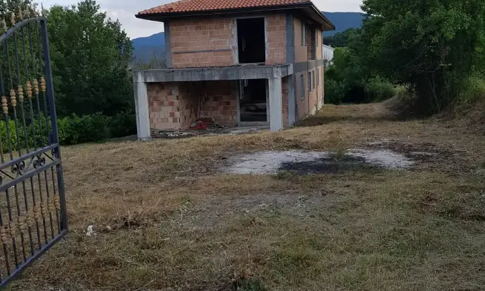 Rexer-Rocchetta-a-Volturno-Casale-in-vendita-in-via-Colle-Principe-a-Rocchetta-a-Volturno-Altro