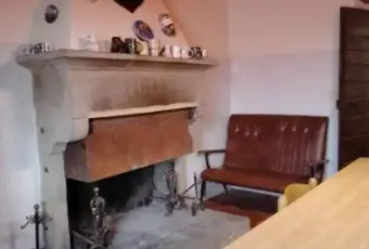Rexer-Citt-di-Castello-Vendesi-porzione-di-casale-in-pietra-a-VolterranoCitt-di-Castello-Altro