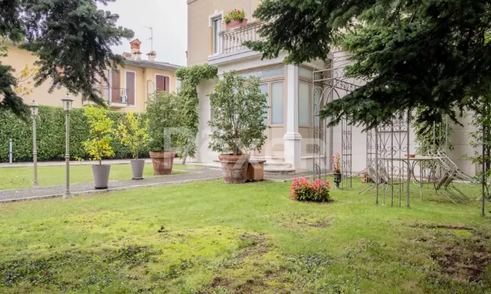 Rexer-Palazzolo-sullOglio-PALAZZOLO-SULLOGLIO-VENDESI-VILLA-LIBERTY-CON-PARCO-E-DEPENDANCE-Altro