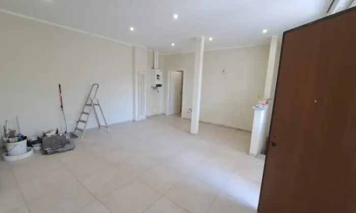 Rexer-Pallanza-Ampio-bilocale-con-portico-coperto-con-cucina-esterna-in-muratura-e-cantina-Altro