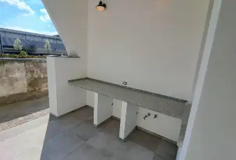 Rexer-Pallanza-Ampio-bilocale-con-portico-coperto-con-cucina-esterna-in-muratura-e-cantina-Altro