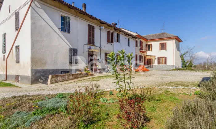Rexer-Castagnole-Monferrato-Affascinante-Cascina-Ristrutturata-con-Bosco-Privato-a-Castagnole-Monferrato-Altro
