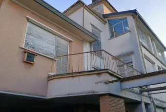 Rexer-VARESE-Villa-singola-e-capannone-di-grandi-dimensioni-Altro
