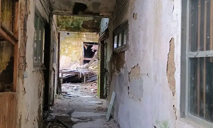 Rexer-Varese-Villa-singola-e-capannone-di-grandi-dimensioni-Altro