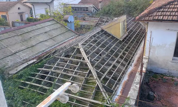 Rexer-Varese-Villa-singola-e-capannone-di-grandi-dimensioni-Altro