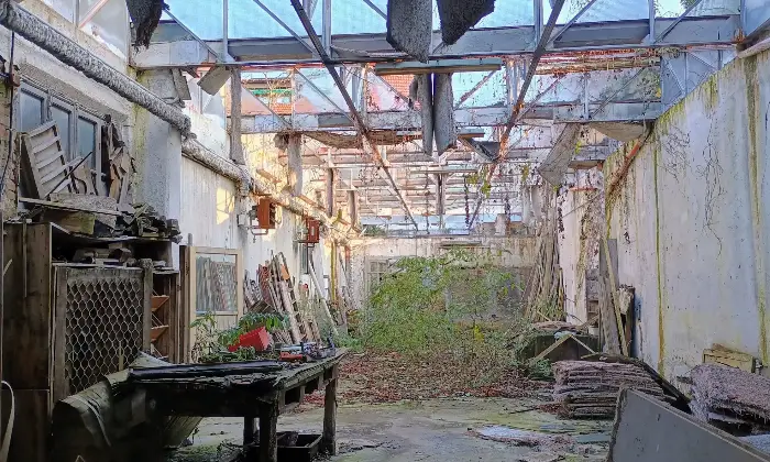 Rexer-Varese-Villa-singola-e-capannone-di-grandi-dimensioni-Altro