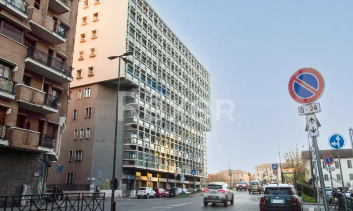 Rexer-Torino-Ampio-appartamento-signorile-a-circa-metri-dalla-Metro-Dante-Altro