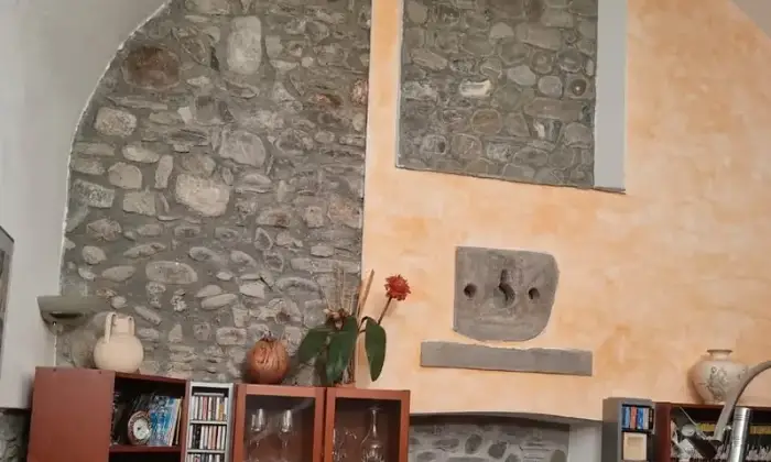 Rexer-Aulla-Vendesi-casa-a-centro-di-Aulla-Altro
