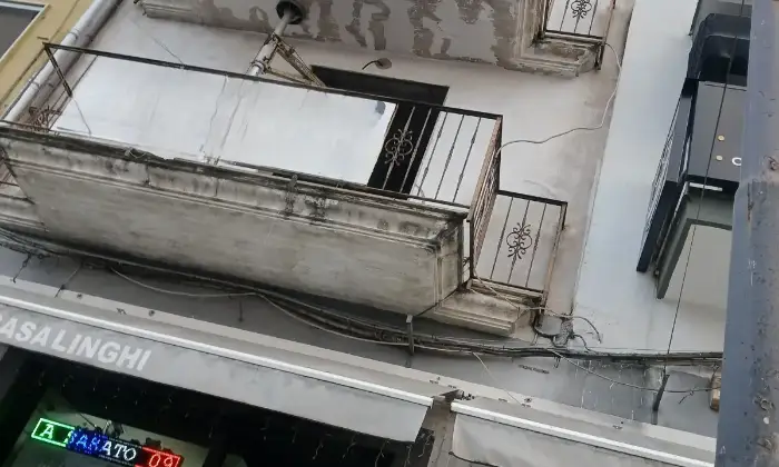 Rexer-Pomigliano-dArco-Intero-stabile-in-via-Roma-a-Pomigliano-Darco-Altro