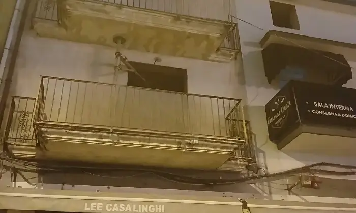 Rexer-Pomigliano-dArco-Intero-stabile-in-via-Roma-a-Pomigliano-Darco-Altro