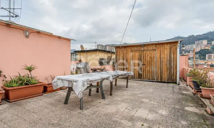 Rexer-Genova-PIAZZA-PETRELLA-IN-VENDITA-VANI-CON-TERRAZZO-SOPRASTANTE-Altro