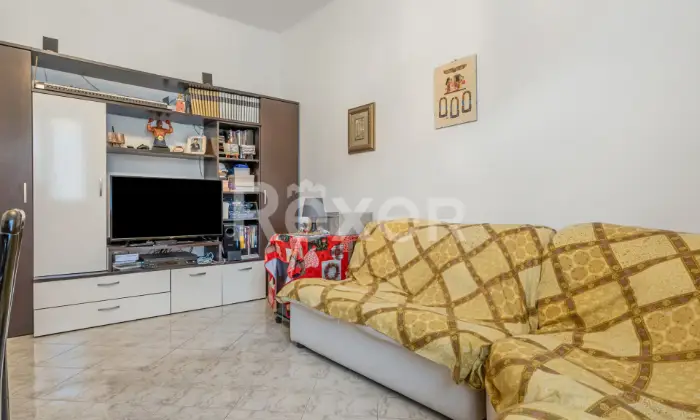 Rexer-Genova-PIAZZA-PETRELLA-IN-VENDITA-VANI-CON-TERRAZZO-SOPRASTANTE-Altro