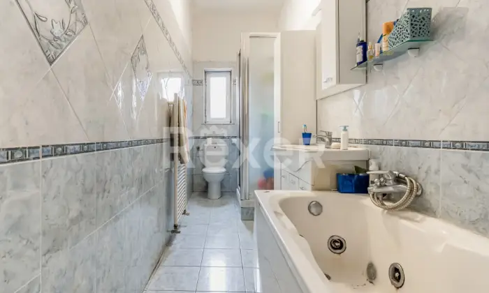 Rexer-Genova-PIAZZA-PETRELLA-IN-VENDITA-VANI-CON-TERRAZZO-SOPRASTANTE-Altro