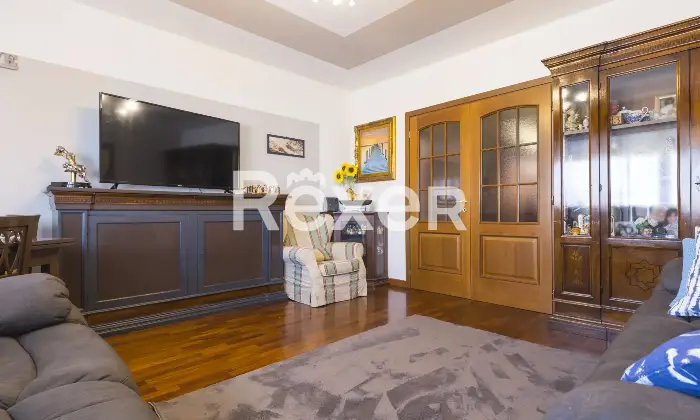 Rexer-Torino-Appartamento-con-Box-auto-Altro