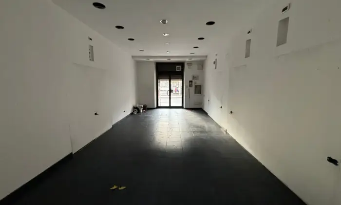 Rexer-SAVONA-Locale-commerciale-a-Savona-Altro
