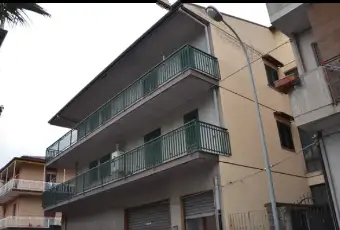 Rexer-Randazzo-Vendesi-Palazzo-con-Garage-e-Residenze-Abitabili-e-in-Costruzione-in-Via-Angelo-Musco-Randazzo-Altro