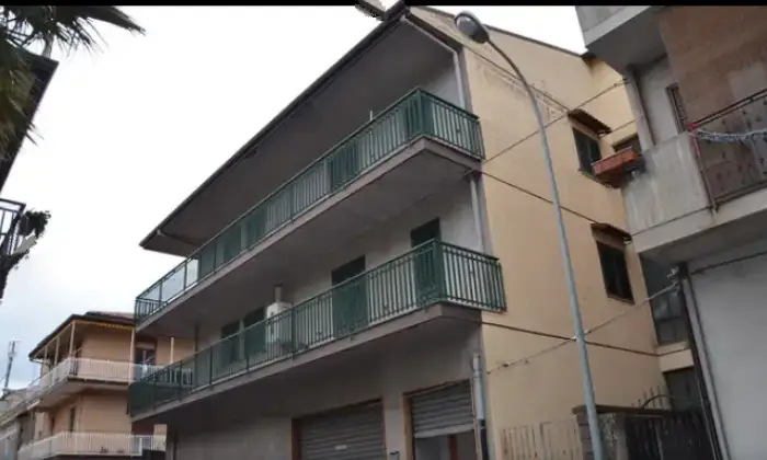 Rexer-Randazzo-Vendesi-Palazzo-con-Garage-e-Residenze-Abitabili-e-in-Costruzione-in-Via-Angelo-Musco-Randazzo-Altro