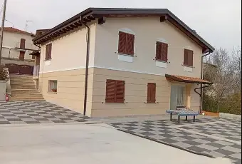 Rexer-Villa-Minozzo-Porzione-di-villa-con-giardino-a-Villa-Minozzo-Eleganza-comfort-e-possibilit-di-acquisto-dellintera-propriet-Altro