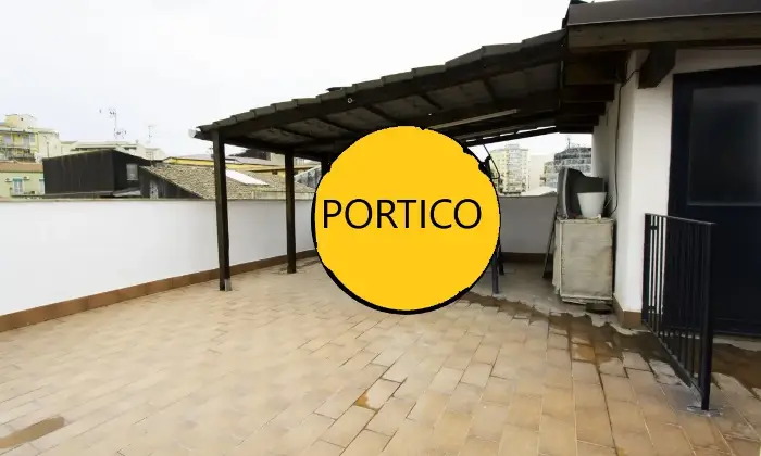 Rexer-Catania-vendesi-ampia-casa-autonoma-a-Catania-zona-Leopardi-Terrazzo